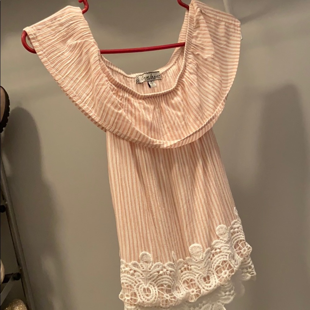 Off the shoulder